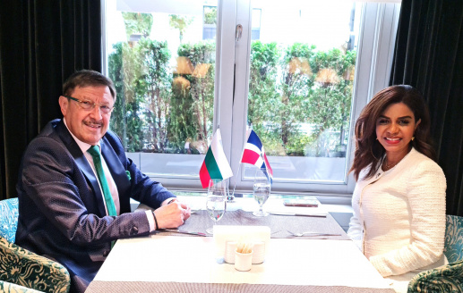Максим Бехар се срещна с Елиана Пикардо, Първи секретар на посолството на Република Доминикана