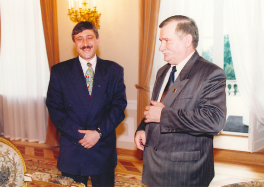 Priceless Lessons by Maxim Behar: A Story with Former President of Poland Lech Walesa