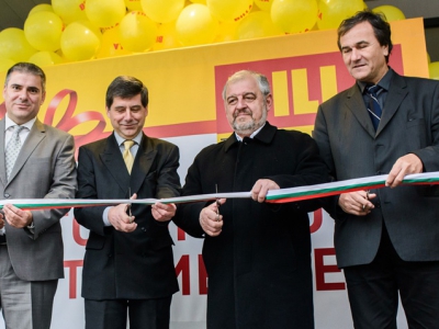 The Austrian Ambassador Roland Hauser cut the ribbon of the "greenest" BILLA store in Bulgaria