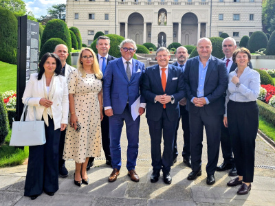 The Bulgaria-Czech Chamber of Commerce, chaired by Maxim Behar, successfully organized a business visit to Prague